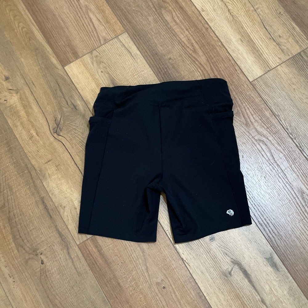 Mountain Hardwear Gorpcore Biker Shorts Womens Large Black High Rise Athleisure
